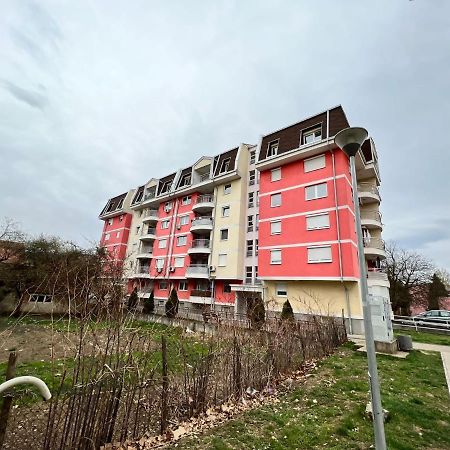 Apartman Lana Lejlighed Doboj Eksteriør billede