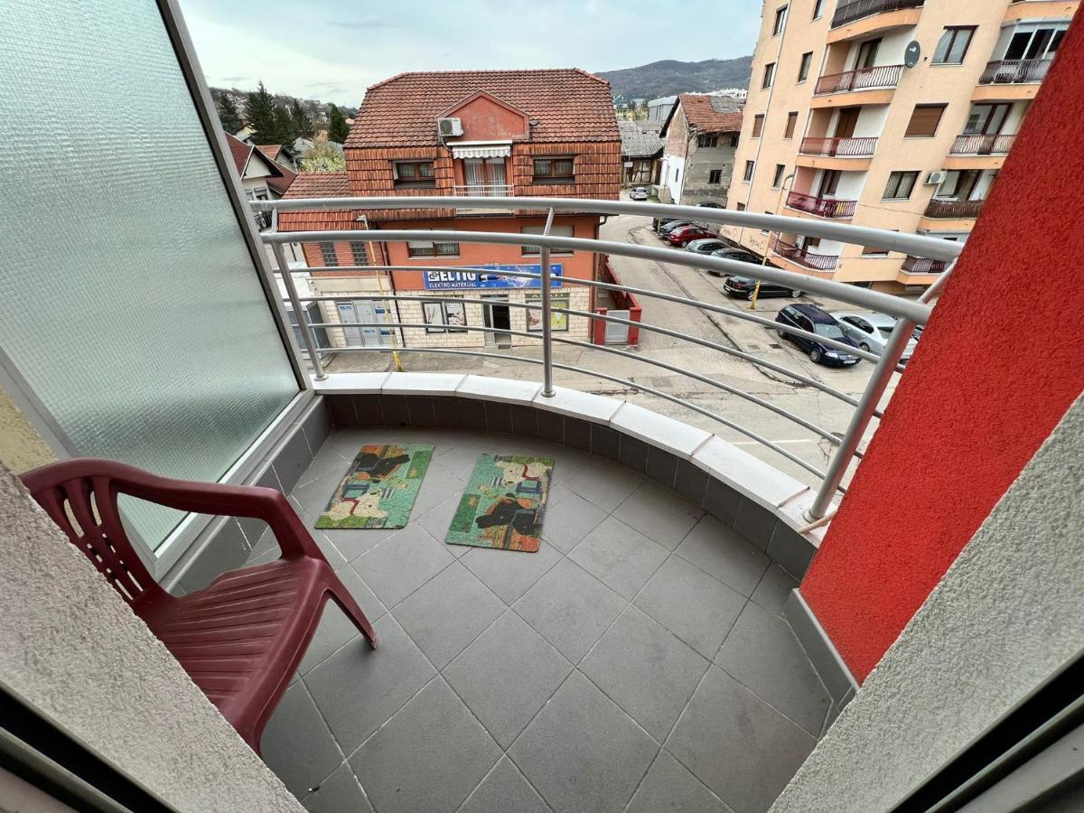 Apartman Lana Lejlighed Doboj Eksteriør billede